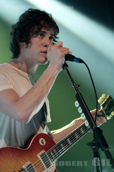 MGMT - 2010-10-08 - PARIS - Le Bataclan - 